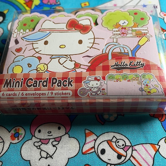 Hello Kitty Mini Card Pack - Picture 4 of 6